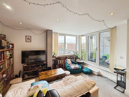 1 bedroom flat to rent - Photo 2