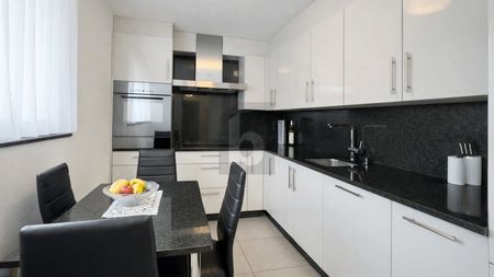 5.5 Zimmer, 176 m² - Photo 3