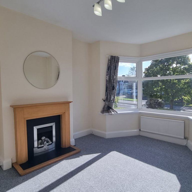 Wolverhampton Road, Oldbury, B68 - Photo 1