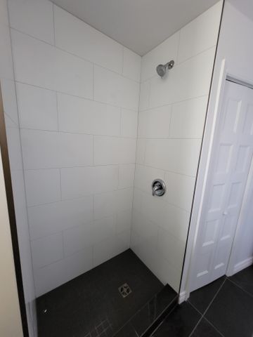 3 1/2 poêle/frig, Elec, chauf inclus, 1er juillet. - Photo 5