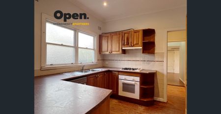 Bright Family Home with Alfresco Entertaining, Walk to Station & Shops - Photo 3