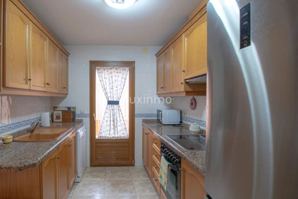 Semi-detached house for rent in Calpe - Photo 1