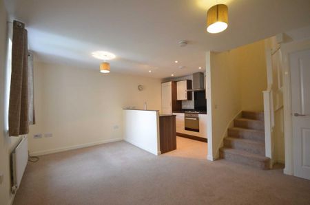 2 bedroom terraced house to rent - Photo 2