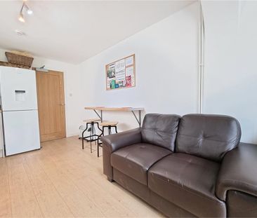 Room 2, Radegund Road, Cambridge - Photo 4