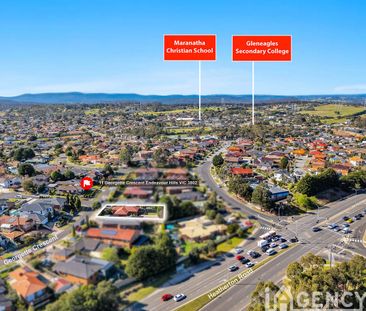 A LIFESTYLE YOU'LL LOVE !!! - Photo 1