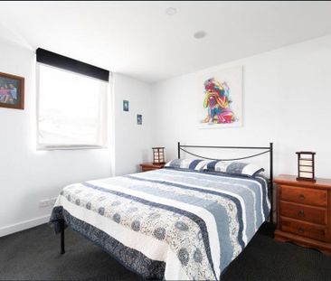 FURNISHED 1 BEDROOM UNIT IN DESIRABLE "OCEANA" BUILDING - Photo 6