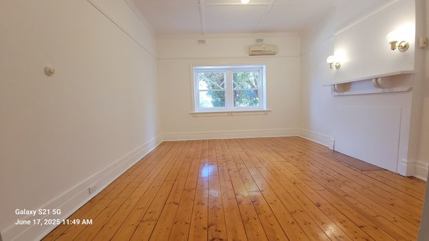 2/94 Beach Road, Sandringham VIC 3191 - Semi-detached For Rent | Domain - Photo 1