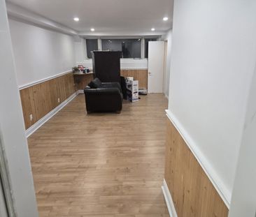 2723 Boul. Keller, Montréal (Saint-Laurent), QC H4K - Photo 1