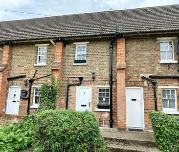 1 bedroom terraced house to rent - Photo 2