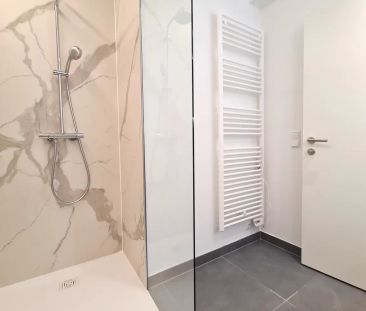 Moderne 2-Zimmer Penthouse mit Terrasse! - Photo 2