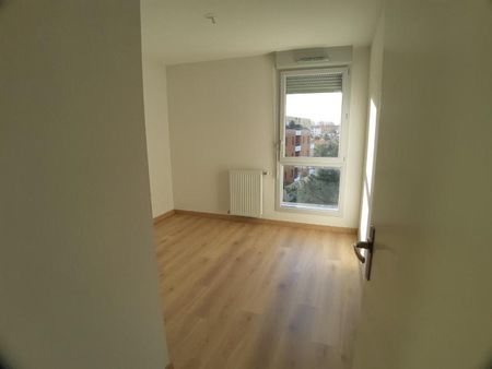 APPARTEMENT T3 65M - Photo 5