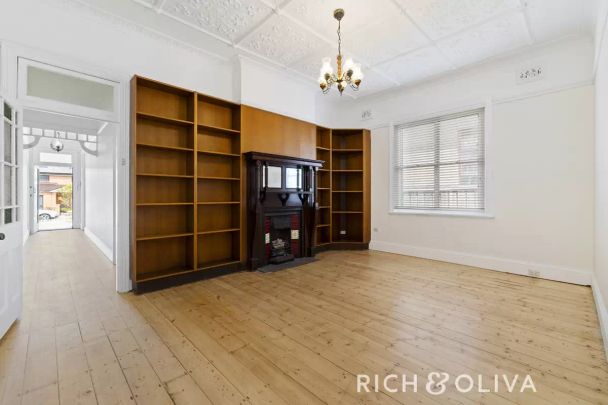 31 Lucas Road, Burwood - Photo 1