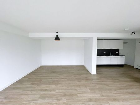 Te huur: Appartement Bachstraat in Leiden - Foto 2