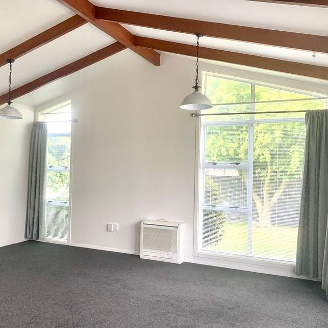 Great Location House - Photo 1