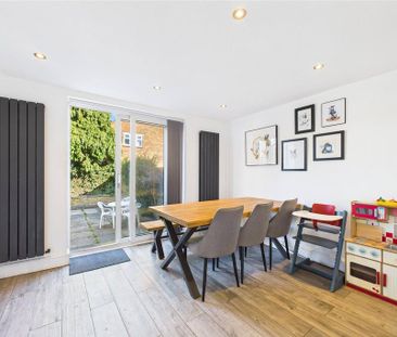 3 bedroom semi-detached house to rent - Photo 4