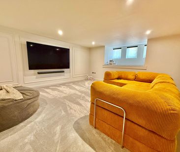 5 bedroom semi-detached house to rent - Photo 2