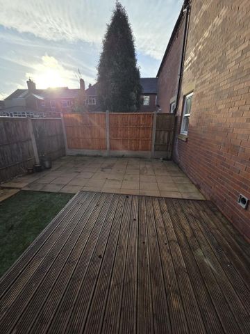 3 bedroom terraced house to rent - Photo 3