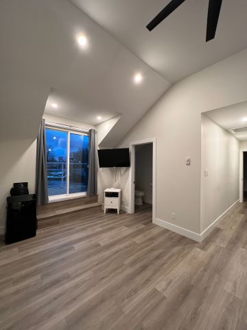 For Lease - 1 Main Street Unit# 2, Kawartha Lakes, Ontario - Photo 2
