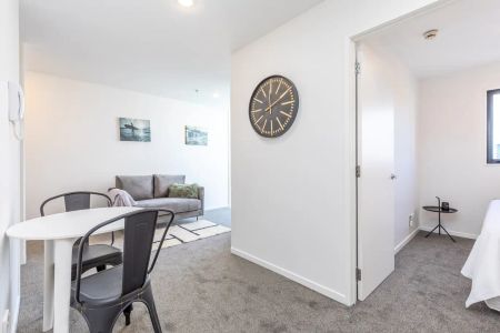 421 Queen Street – 1006 - Photo 2