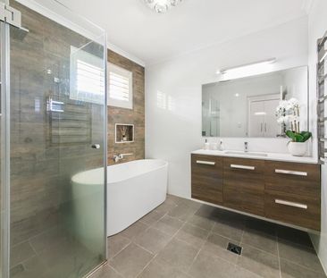 118 Chapel Lane, Baulkham Hills NSW 2153 - House For Rent | Domain - Photo 5