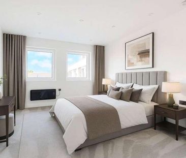 West Byfleet, Surrey, KT14 - Photo 2