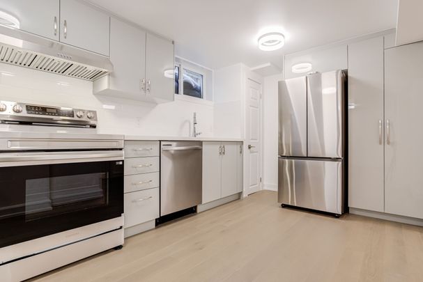 For Lease - 21 Featherwood Place Unit# Lower, Toronto, Ontario - Photo 1