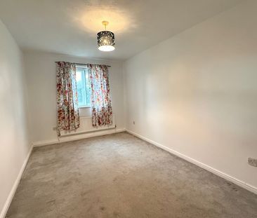 2 Bed Flat, Anthistle Court, M5 - Photo 1