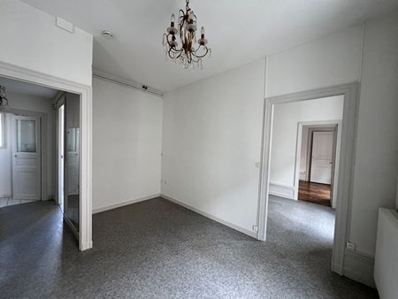 Location Appartement 2 pièces 75m² - Photo 2