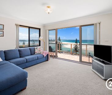 Stunning 2 Bedroom North-Facing Unit with Panoramic Water Views&com... - Photo 6