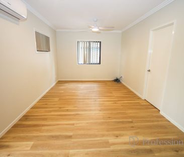 Neat as a pin! - Photo 1