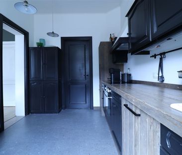 Duplex-appartement met 2 ruime slaapkamers en terras. - Foto 3