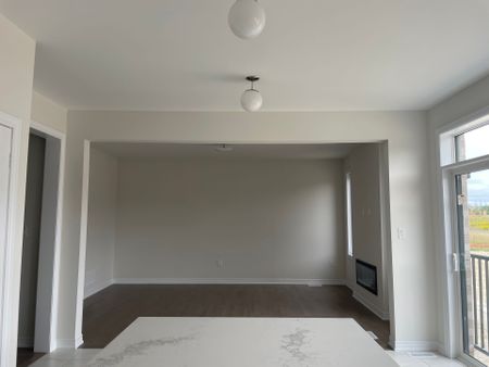 For Lease - 2175 Coppermine Street, Oshawa, Ontario - Photo 5