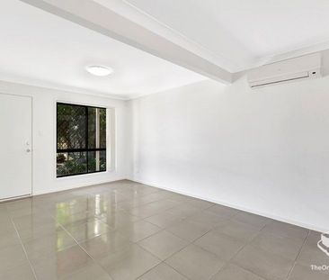 Break Lease! SPACIOUS 3 BED UNIT IN LEAFY COMMUNITY CLOSE TO SHOPS ... - Photo 3