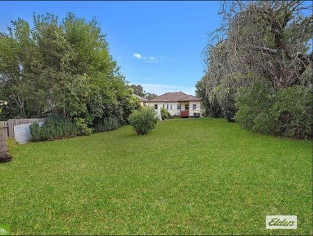 Charming 3-Bedroom Home in Tranquil Mt St Thomas Location - Photo 4