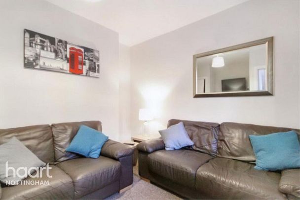 1 bedroom in a house share to rent - Photo 1