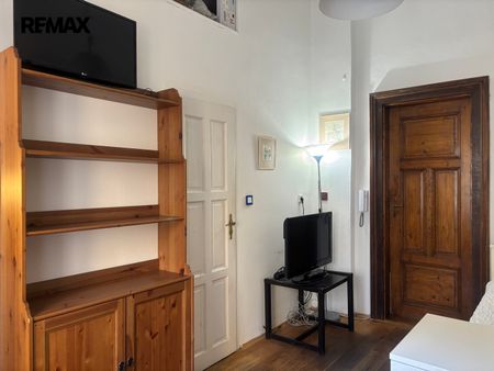 Pronájem bytu 1+kk v osobním vlastnictví 20 m², Praha 1 - Staré Město - Fotografie 2
