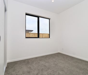 Enjoy the Karaka Lifestyle Modern 4 Bedroom, 2 Bathroom Home - Photo 5