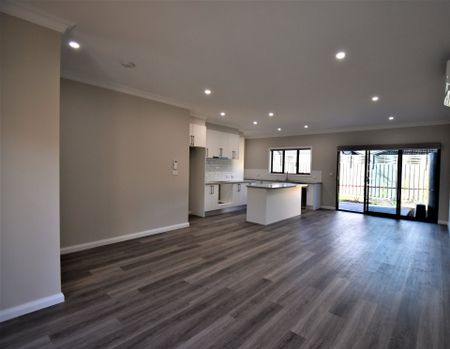 5/41 Elmhurst Road, Bayswater North - Photo 2