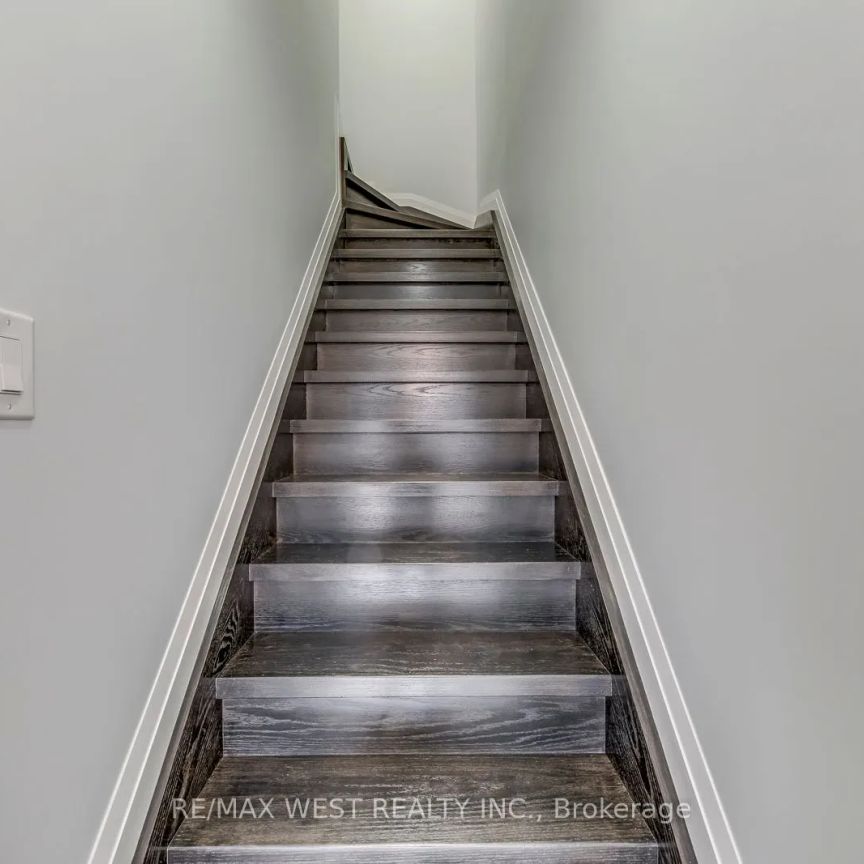 1190 Ossington Avenue #2 - Photo 1