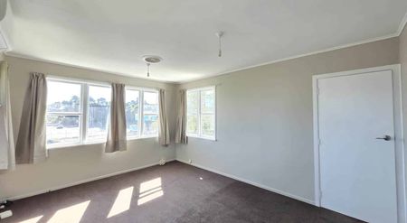 3-Bed Home - Massive Space for Kids & Pets - Photo 4