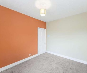 Daisy Road, South Woodford, E18 - Photo 2