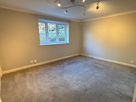 Bromsgrove Road, Redditch - Photo 2