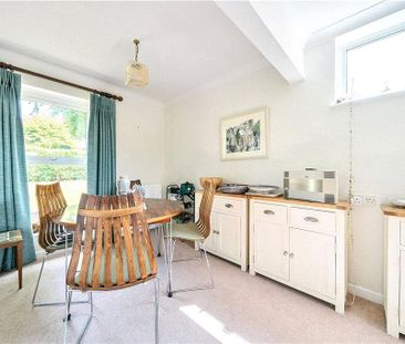 2 bedroom semi-detached bungalow to rent - Photo 6