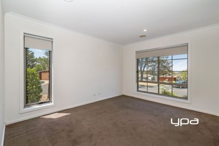 Perfect Pocket Of Sunbury - Photo 2