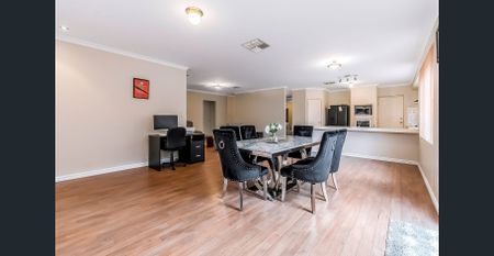 PEACEFUL FAMILY LIVING IN SOUGHT-AFTER RANFORD ESTATE!!! - Photo 5