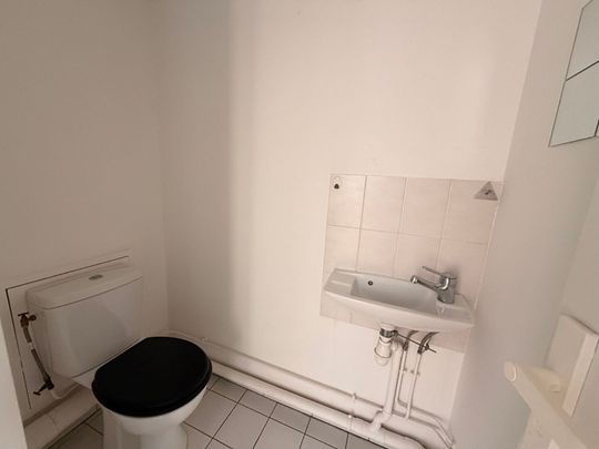 Location Appartement 2 pièces 56m² - Photo 1