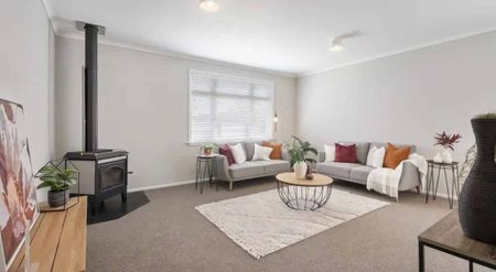 Newly Renovated 3-Bedroom Home - Photo 2