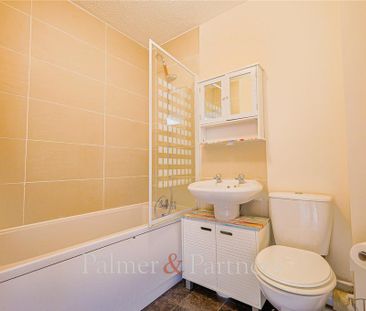 2 bedroom terraced house to rent - Photo 6