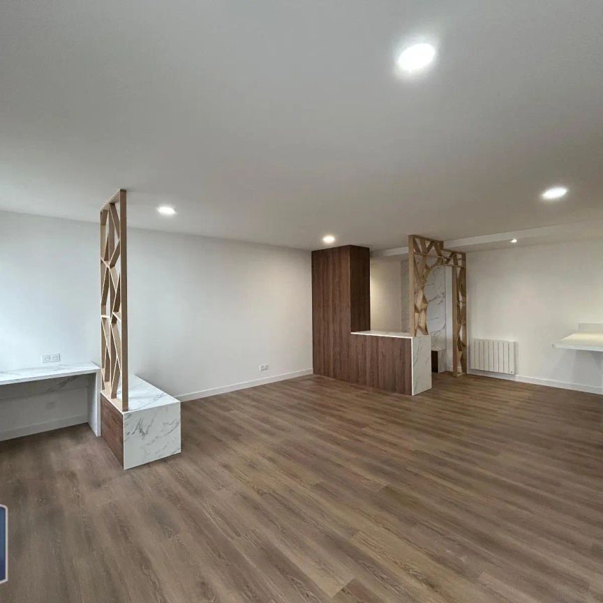 Appartement à louer 4 pièces 95.1m² - Photo 1
