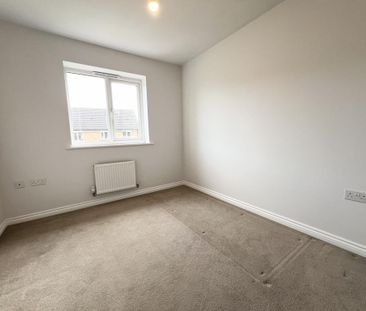 3 bedroom semi-detached house to rent - Photo 6